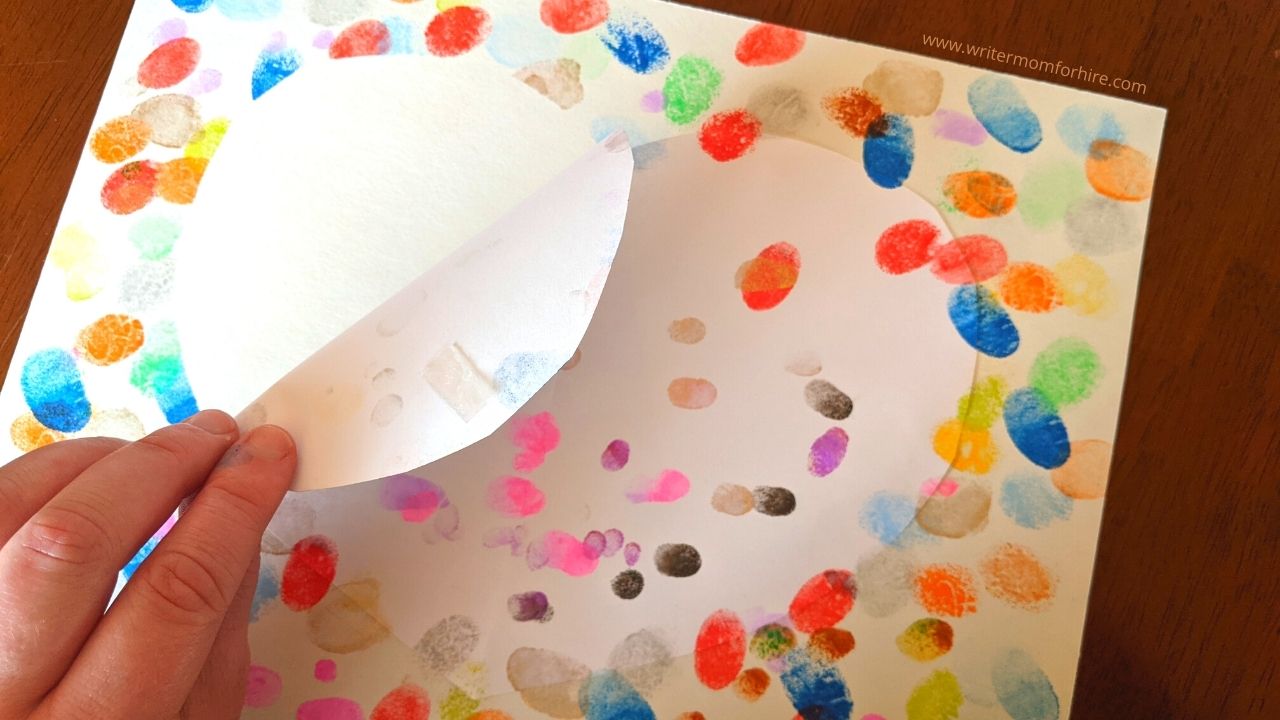 thumbprint art project | featured image for the article on valentine's day craft ideas for toddlers preschoolers